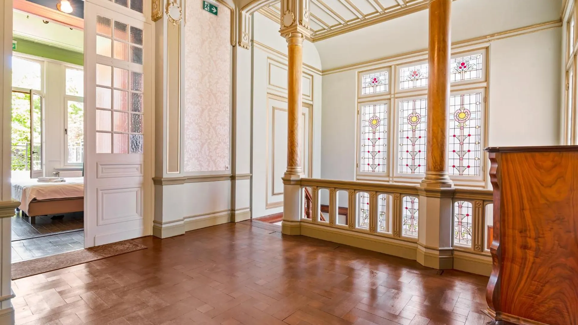 Apartment B&B Baron Osy Suite Terrace Belgium
